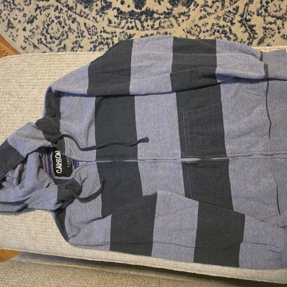 Carbon Men's Zip-Up Sweater in Dark Gray and Light Gray